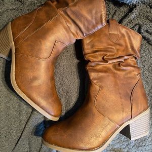 Chunky Heel Western Boots